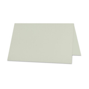 50 Tischkarten Naturweiss gerippt 10 x 10 cm ungefaltet - gefaltet 10 x 5 cm 240 g/m² sehr stabile Qualität in der Mitte gefalzt ideal für Namensschilder von Ihrem Glüxx-Agent